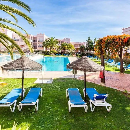 Lovely 2 Bedroom Apartment Including Pool, Stunning Ocean Views & Beach Closeby Praia Da Luz Exterior photo