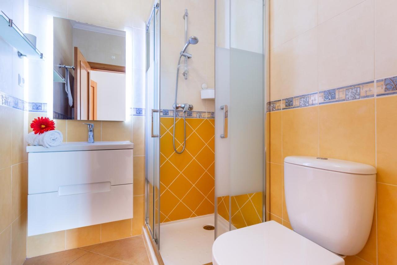 Apartment Lovely 2 Bedroom Including Pool, Stunning Ocean Views & Closeby Praia Da Luz